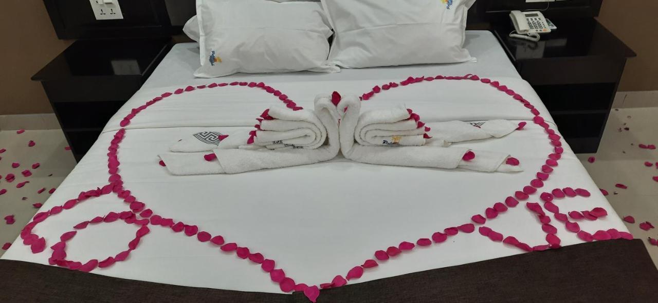 Palm Kalash Hotel Лусака Экстерьер фото