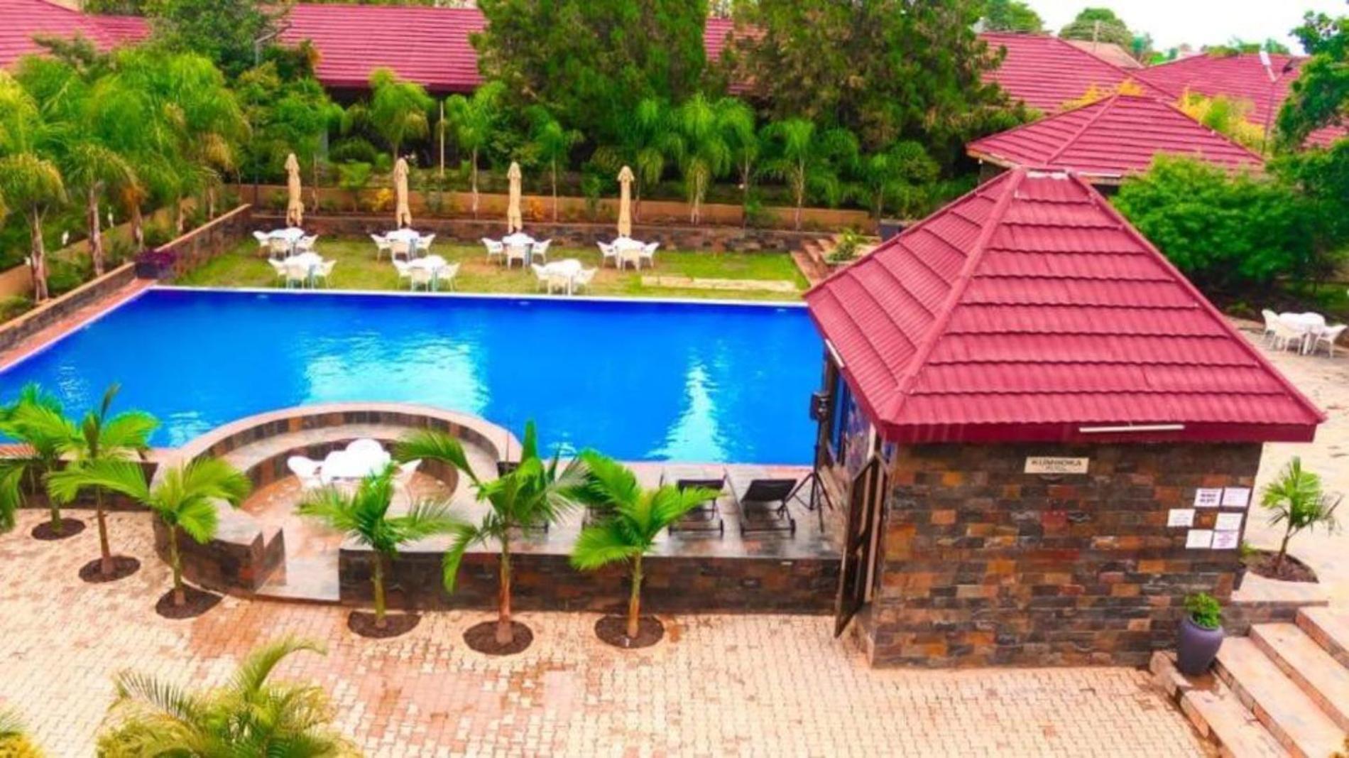 Palm Kalash Hotel Лусака Экстерьер фото